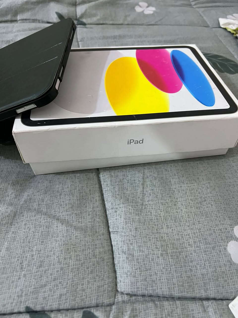 آيباد ١١ • ذاكرة ١٢٨ • بطارية ٩٨