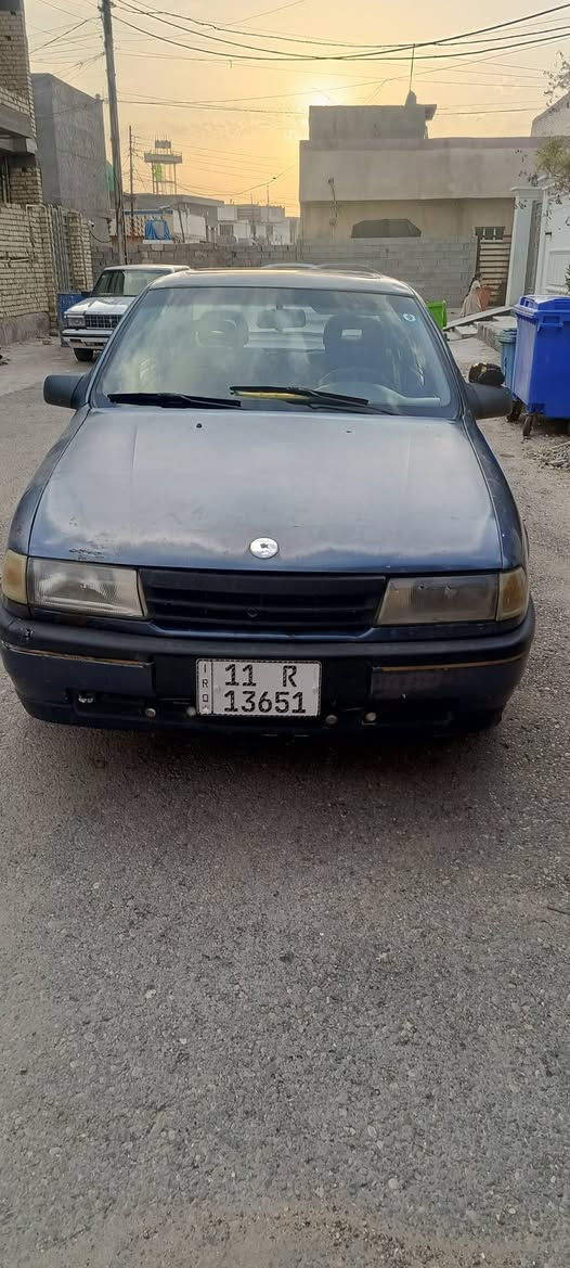 سيارة اوبل فيكترا محرك 2000
كير عادي 
موديل 89 
من الدعاميه للدعايه بلاديه ما مصبوغه 

السعر 30

المكان الفلوجة 
للتواصل
***********
