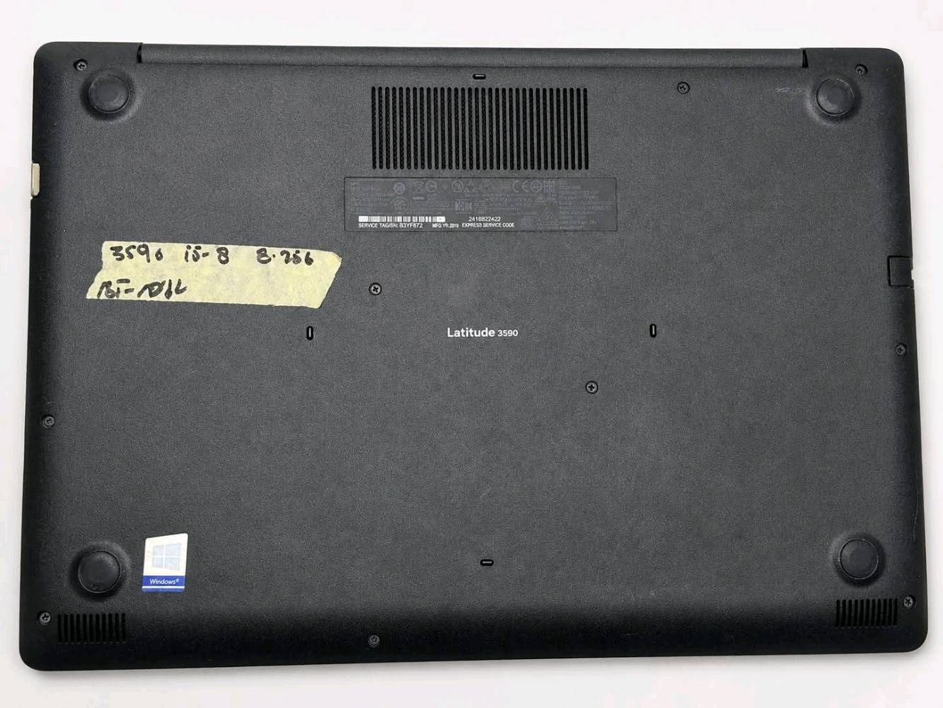للبيع لابتوب Dell Latitude 3590
المواصفات:
المعالج: Intel Core i5-8250U جيل ثامن
الرام: 8GB RAM
الخزن: 256GB SSD Samsung
كرت الشاشة: Intel UHD Graphics 620
الشاشة: 15.6 FHD
الدقة: 1920×1080
التحديث: 60Hz
النظام: Windows 10
4 أنوية / 8 خيوط
سريع بسبب الـ SSD
الحالة: نظيف وشغال بدون مشاكل
الملحقات: الشاحن + ماوس
الاستخدام: مناسب للدراسة، الأوفيس، التصفح، يوتيوب، شغل مكتبي وبرمجة خفيفة.
السعر: 325 قابل للتفاوض
المكان: حي الجهاد المخابرات