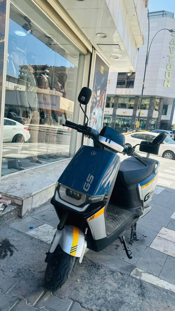 للبيع وبسرعة ⚡ دراجة GS بحالة الشركة!
الحالة: جديدة وصارلها شهرين بس من طلعتها، نظيفة حيل ومامستعملة الهواية.  
 السعر: 700 ألف بيها مجال قليل للجادين.
 المكان: بغداد - الكرادة.
 رقم الاتصال: ***********

@إشارة
