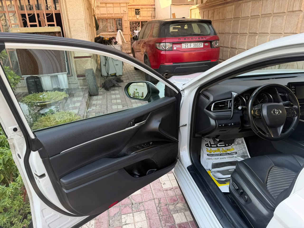 السلام عليكم
تويوتا كامري 2023  فئة SE  بـ اسمي تحويل مباشر 
شارع فلسطين : المهندسين

المواصفات:

كشنات جلد
توقف ذاتي
السيارة مابيها اي نقص جاهزة من كلشي 
السيارة بيها نسبة غرق فقط تقرير وموجود رقم الشاصي للتفاصيل اكثر، 4T1G11AK2PU122455 
السعر: 192 وبيها مجال بسيط 
غير متواجد على الفيس لطفاً
للتواصل والاستفسار الاتصال على الرقم: ***********
