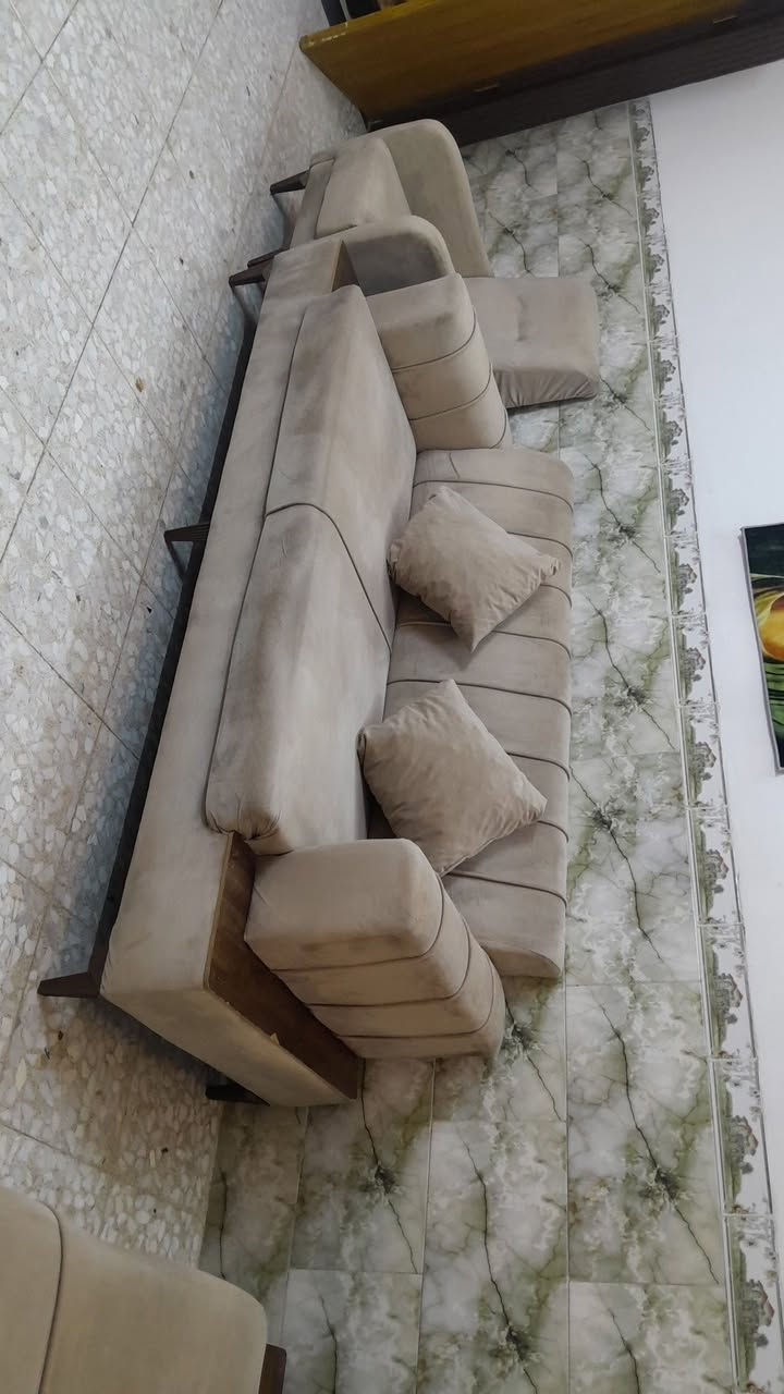 للبيع ***********
