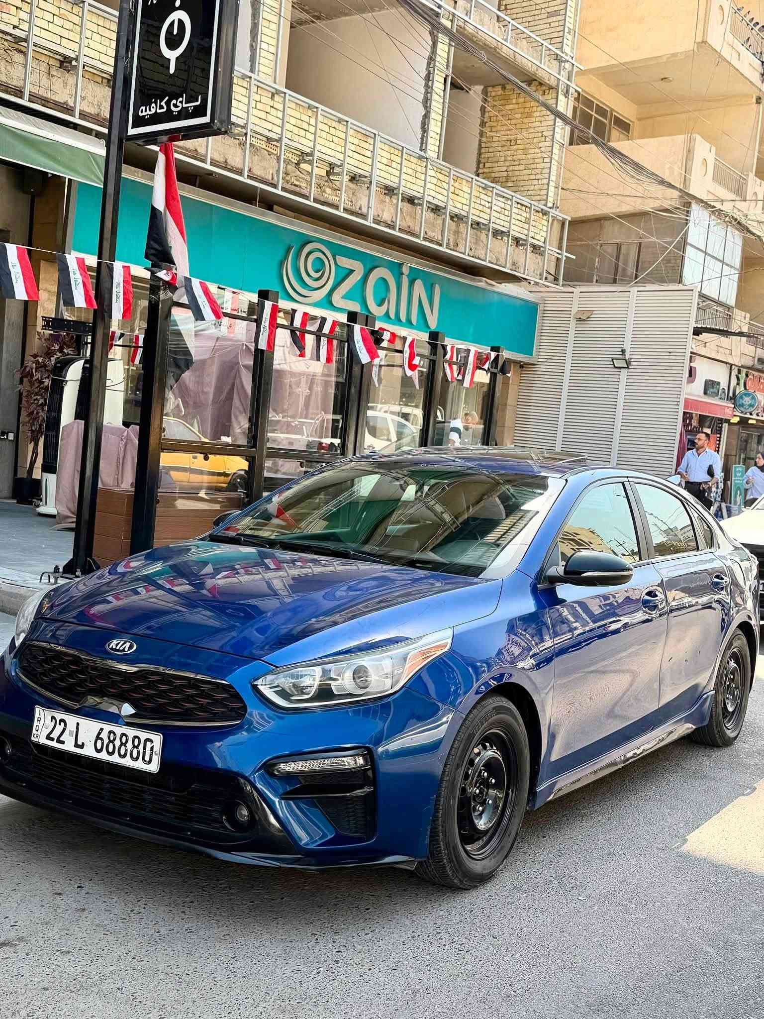 السلام عليكم فورتي ٢٠٢٠ للبيع سياره GT line فول مواصفات جديده واستخدام قليل سياره حيل نظيفه وحادث بسيط ماشيه ٦٤ الف حادث تخريب ثلاث اماكن صبغ بدون دواخل شرط وبدون اي نقص السياره تحويل او وكاله شرط كير ومكينه مكفولات بجم كبس سياره ع البلاد وحيل جديده سعر السياره ١٢٠ مكان بغداد ***********

نص مكتوب في الصور:
- 2 / 11 stat.vin