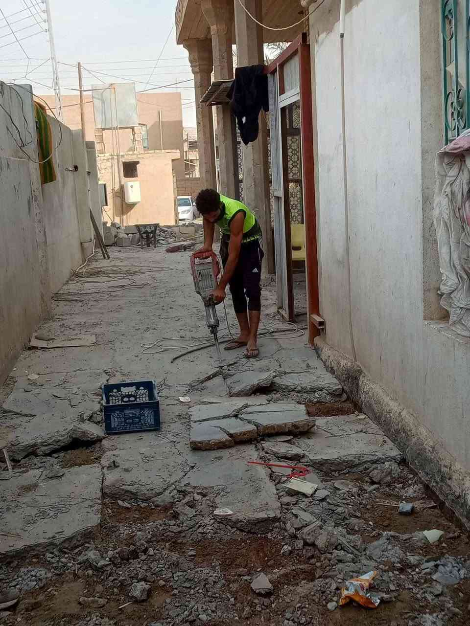 *********** 📞سلام عليكم  /  يوجد كادر عمل جاهز /  تصعيد مواد /  تنضيف بيوت /  تفليش /  تكشيط /  دفن نهري /  شقلنه ليل ونهار /  ومعداتنه جاهزه  ومالك دخل بكلشي تأخذ شقل جاهز مني سلمني شقل وتأخذ شقل جاهز / ماعليك بس تصال على رقم /// ***********  وسياره تجيك للبيت // وموجود واتساب
