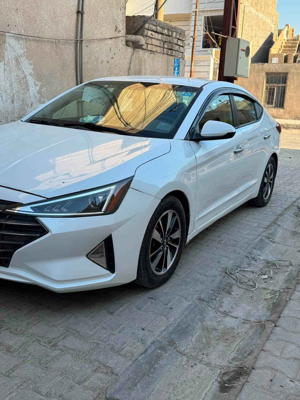 السلام عليكم النترا موديل ٢٠١٩ امريكي للبيع بيها جاملغ وبنيد مبدلات وجاملغ وباب مصبوغات وبيها تعمير بالشاصي بسيط ما ماثر لا عالصدر ولا عالتايرات رايدها ١١٢ $ بيها مجال بسيط 
*********** اقره المنشور زين وبعدين اتصل

