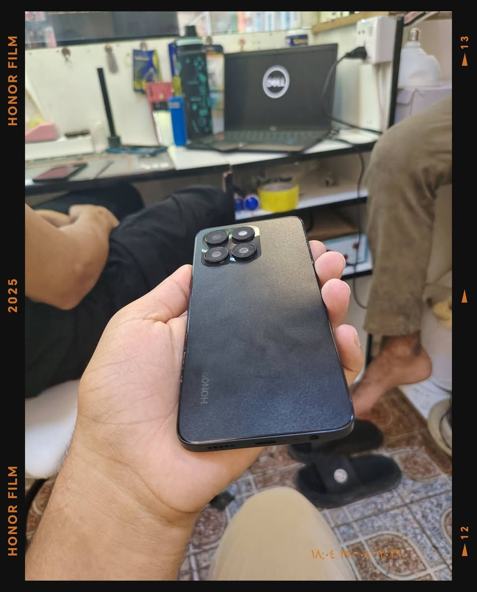 هونر x6a عيبه فقط لكامره الخلفيه مابي 
ذاكره 128 سعر 120 وبي مجال تواصل *********** بي واتساب
