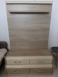 معرض تلفزيون • ٤ جرّارات • استعمال قليل