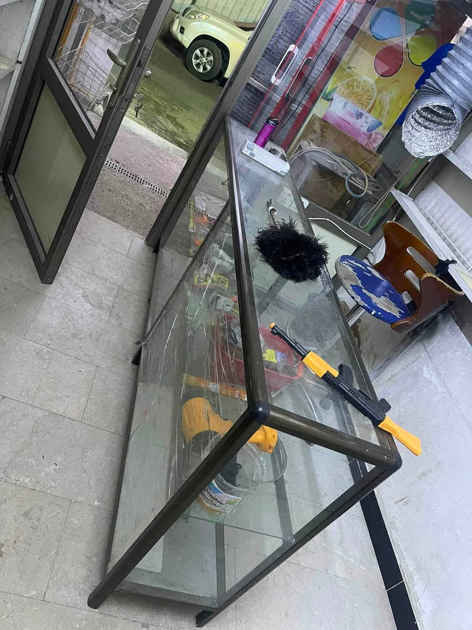 سلام عليكم 
عندي عارضات البيع معه جميع الغراص بل محل 
رقم التواصل *********** 
بغداد حي اور

