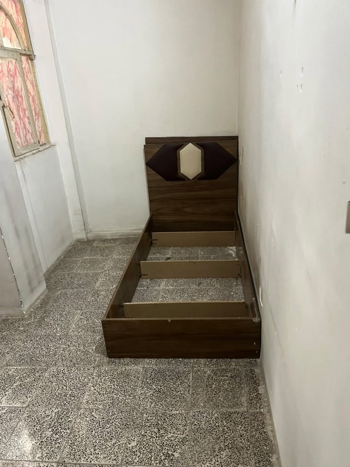 شارع فلسطين • غرفه اخشاب