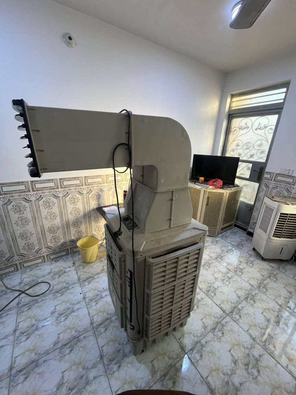 السلام عليكم
مبردة للبيع استخدام قليل مامحتاجها

سعرها ٢٥٠ الف
***********
عنواني الدورة
