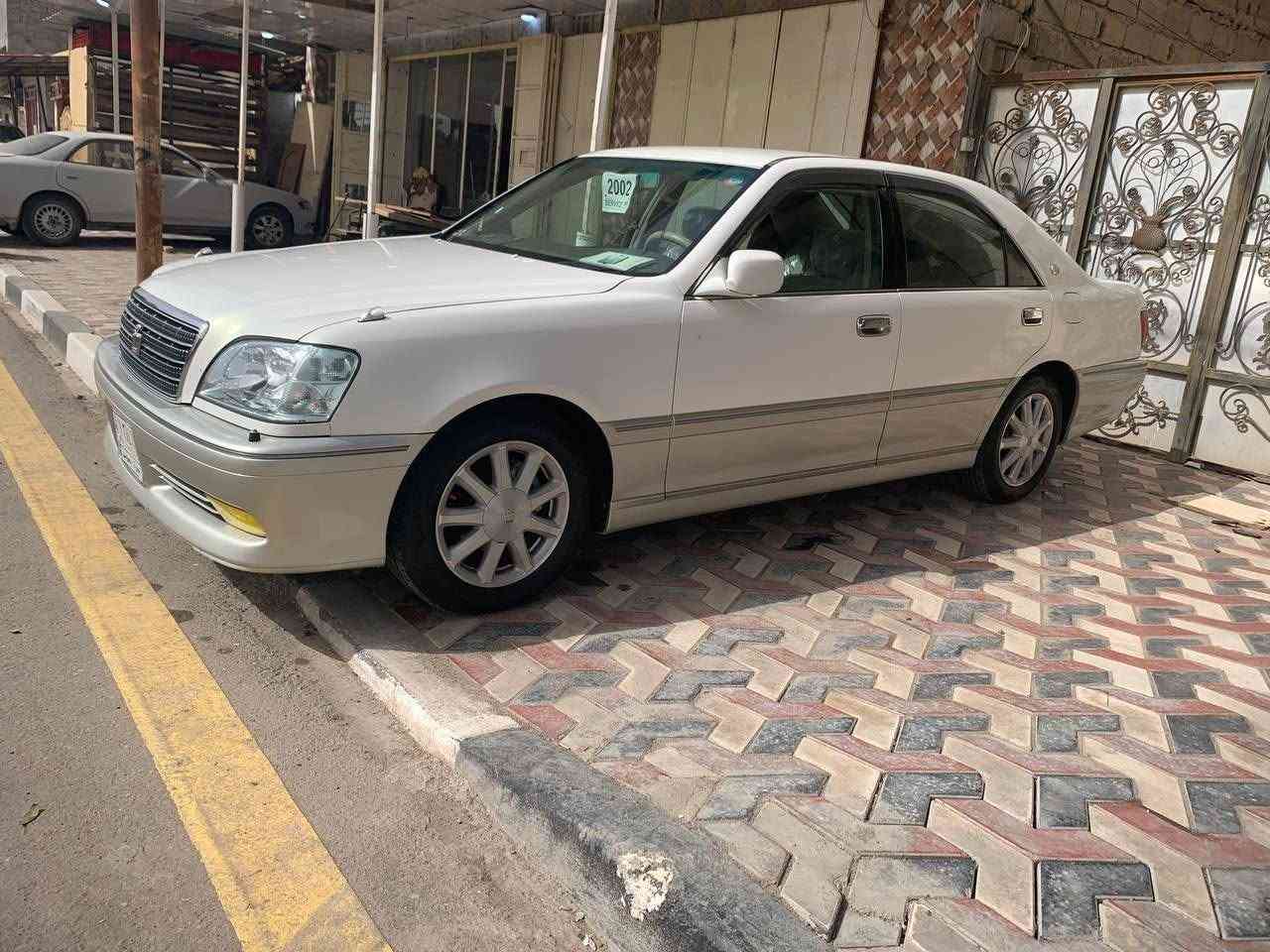 سلام عليكم ملكه جنون 2002كفاله عامه تسجيل جديد قرار102
3دكم برده خلفيه كشنات كهربائيه ستيرن كهربائي 
مكينه ديفور الكبير تخم تاير ويل نجمه سياره جاهزه 
للبيع فقط مكاني البصره قضاء الفاو سعر سياره 160وبيها مجال شي قليل اي استفسار اتصل ع رقم ***********
يرحم والديكم اقره منشور قبل لاتخابر

