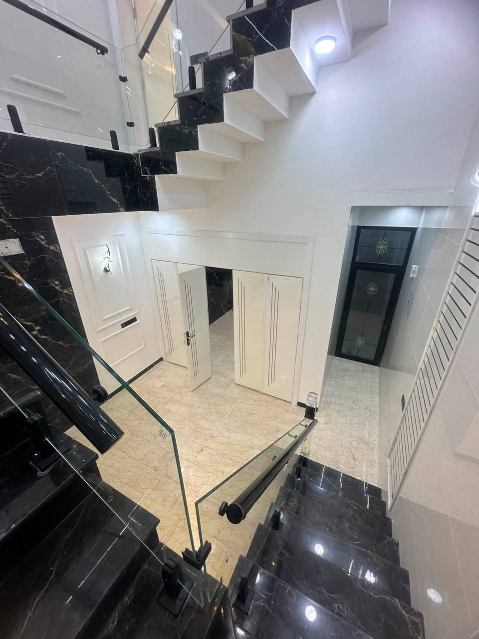 🌷🧿(الهم صل على محمد وال محمد)🧿🌷

         🔥🔥🏡#يعلن_مكتب ا سيد ثائر ومقولات للعقار 🏡🔥🔥

      🛑🔥عنوان المكتب/حي سلام/سايدين ابو دجاج🔥 🛑

           🛑🚏🚏ثاني ركن من جهة حي الجامعه🚏🚏🛑

     🟢#عندك_عقار_وتريد_تعرضه_دزه_النا_ولاتشيل_هم🟢

             🟠🟠#عنوان_التميز_والثقه_والابداع🟠🟠

                 (📲***********
             
               

            

___________جميع الارقام تدعم تطبيق الواتساب___________

    

      
          
             
               

            

___________جميع الارقام تدعم تطبيق الواتساب___________

    

       🔥🔥📣 🏠دار مساحه دار (100)في حي سلام🏠

    
      
            🔴🔥موقع ممتاز جدا  🔥🔴

  🏘️🏡 غرفه عدد1وصالة واستقبال ومطبخ وصحيات🚽🛁

  🏘️🏡 غرفة عدد2وصاله واستقبال ومطبخ وصحيات🚽🚿

                   🛑🛑مجموع الغرف في الدار 4🛑🛑

                         🔥  (مواصفات البناءvip) 🔥

  🧱طابوق نهروان البناء كله9انج صب كونكريت مركزي🪨🪬

        🔥ارضيات مرمر درجه اولى سيراميك درجه اولى 🔥

     🛑للاستفسار مراسلة الصفحه او الاتصال على الواتساب 🛑

             🟢تابع الحساب لتصل لكم كافه المنشورات 🟢

  🧱طابوق نهروان البناء كله9انج صب كونكريت مركزي🪨🪬

        🔥ارضيات مرمر درجه اولى سيراميك درجه اولى 🔥

     🛑للاستفسار مراسلة الصفحه او الاتصال على الواتساب 🛑

             🟢تابع الحساب لتصل لكم كافه المنشورات 🟢

🟡ابو جود الاسدي☎️***********
