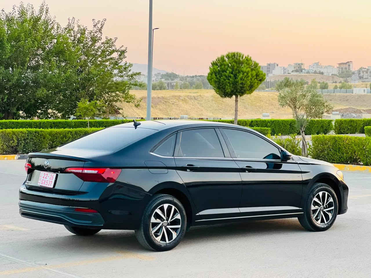 Jetta 2024 TSI 15 turbo
ڕەنگی ڕەش مواسەفات S ڕادار 360 ئاوێنە رادار کامێرە شاشە دیجیتاڵ ئۆتۆ ستۆپ ئۆتۆ برێک نیزامی eco…. ژمارە کاتی 2 مانگ و 15 رۆژی تیاماوە بەشەرتی رەقەم… بەس بۆنیت بۆیاغە بێ ناوگرتن بەشەرت دەعامیەکەش بۆیاغ نیە  ئێرباگ سوکان و شان تەقیوە سیستەم کراوە رادێتەری بیلادی خۆیەتی ڕەسمی دەعمەکەم داناوە 18 هەزار رۆشتووە مەسروفی تیا نیە 
بۆ زانیاری زیاتر پەیوەندی بکەن 
📍ناونیشان سلێمانی
***********
