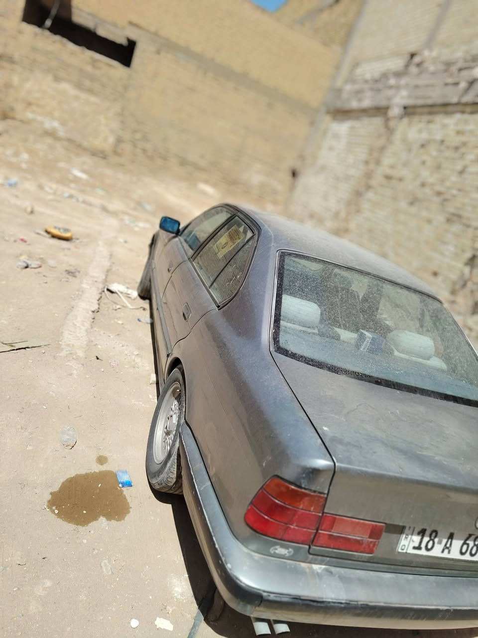 ---

*للبيع BMW 525 موديل 1990* 🚗

*المواصفات:*
- *المحرك*: كازت - ابيع كور
- *الرقم*: بابل الدولي بأسمي تحويل مباشر
- *الداخل*: جلد اسود مطعم بمخمل
- *الحالة*: حدادية نظيفة، كير مضبوط، باتري جديد
- *السيارة*: مابيها اي نقص

*السعر*: 45 ورقة وبيها مجال للشراي  
*المكان*: النجف

*للاستفسار:*
***********  
***********

---

