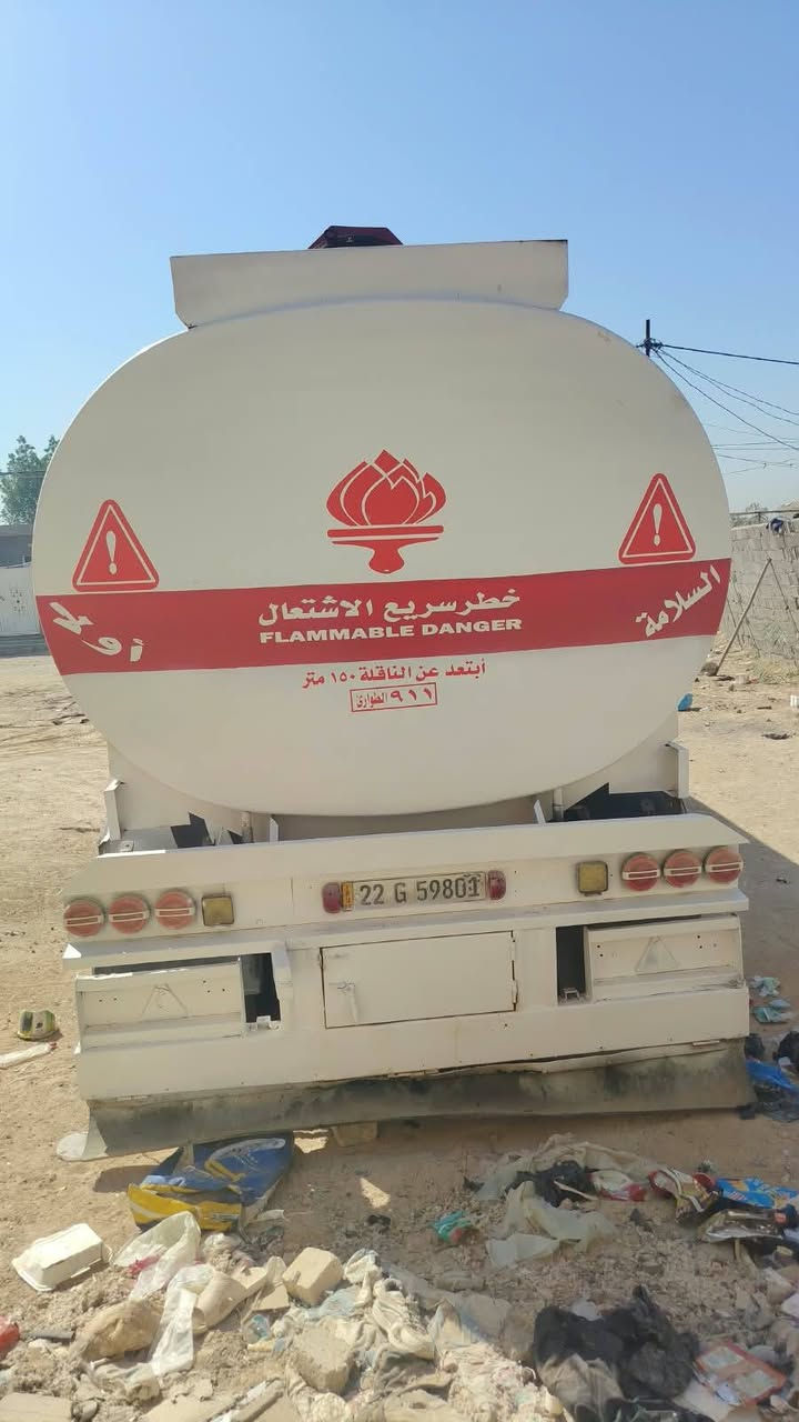 سلام عليكم اخوانه سكانيا 2008 لكزز جبير كير عادي 
كير ميكنه شاصي قماره مكفوله  طوناج جي بي اس تصريح كامله  كامله تخم تاير تانكي تفصال  حازم  
2008
380$
***********

