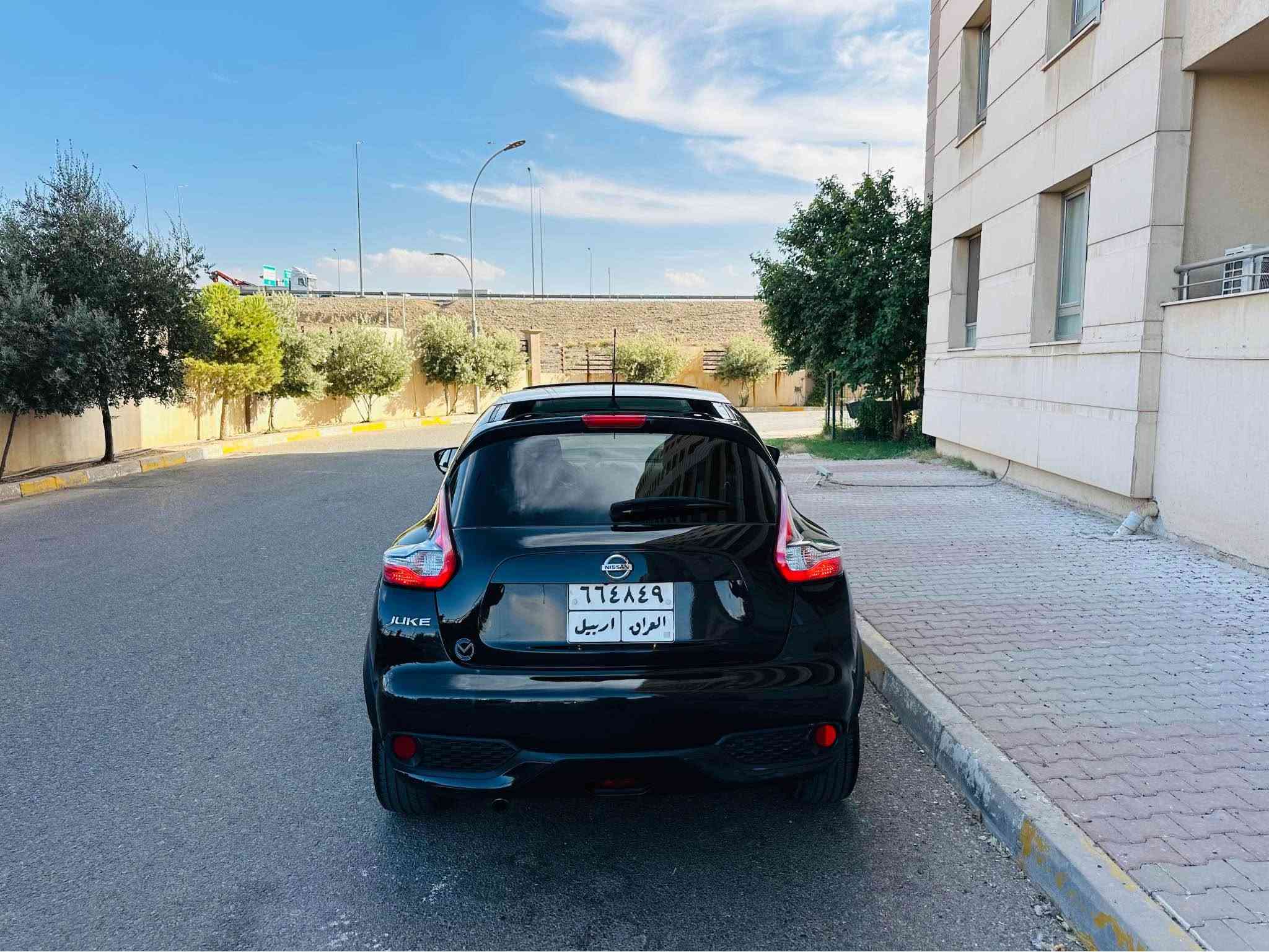 نيسان جوك شريكه مهند 2018 فول بدون صبغ ماشيه 68 الف مكانين صغير Pdr 
***********
*********** أربيل, العراق

