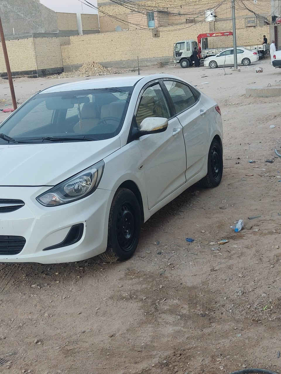 سلام عليكم اكسنت خليجي13/ ١٦٠٠ بسمي السياره مشروع وطني لوحات انكليزي ذيقار ب اسمي مكاني كربلاء  السعر ٧٨ وبيها مجال 
بيها ملاحضات صبغ  ***********
