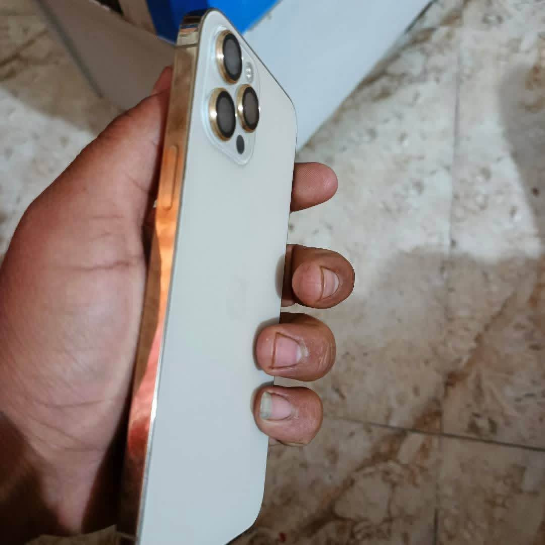 لسلام عليكم ايفون 12ذاكره 256برو ماكس مبدل شاشه وكاله شرط وبطاريه وبي ظربه بلحساس مامثره ابد سعر 250او مراوس بدراجه اتصال *********** السماوا, المثنى
