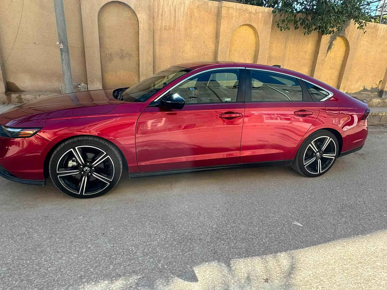 السلام عليكم اكورد ٢٠٢٤ رقم بغداد بأسمي ماشيه ٢٨ الف هايبرد بيها ٣ قطع تبديل السعر ١٧٠ للاستفسار ***********
