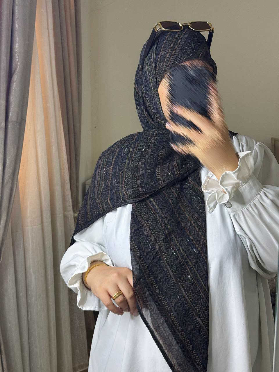 عررررض السعر ٥
ربطه جرجيت اماراتي  الخامه الناعمه البارده
القياس .١١٥
وتثبت على الراس 

عنوان المحل الحله الورديه خارج قرب معمل ابو كيره 

توصيل داخل الحله 3000 محافظات 5000
