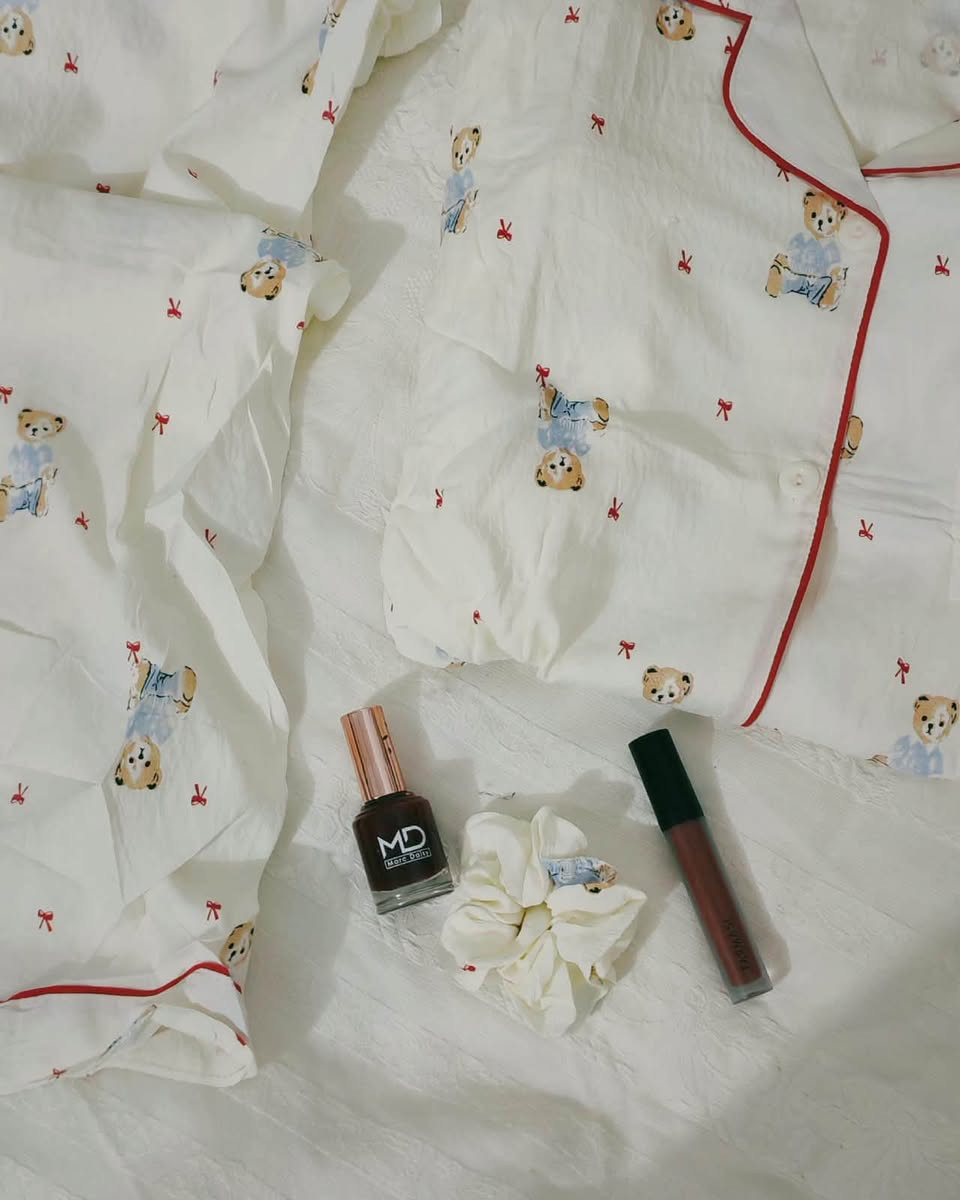 وصلت التراكات النسائية الجديدة 🌸

✨ موديلات كيوت ومرتبة
🐶 نقشة جميلة وناعمة
👚 مريحة للبيت والنوم
📏 قياسات متنوعة
📦 الكمية محدودة

💰 السعر: 8,000 دينار فقط

🚚 التوصيل متوفر
📩 للحجز والاستفسار راسلونا خاص
***********

🔥 القطعة تنشاف على الطبيعة أحلى
