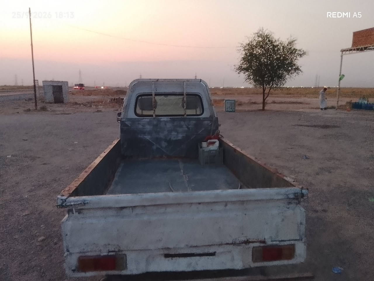 فاو 2006منفيس أصلي
محرك شركة جديد كير اكسل شركة 
شاصي بلادي شرط مغلفه سعر 10ورقات وبيها مجال قليل 
***********

نص مكتوب في الصور:
- 25/9/2026 18:13 REDMI A5