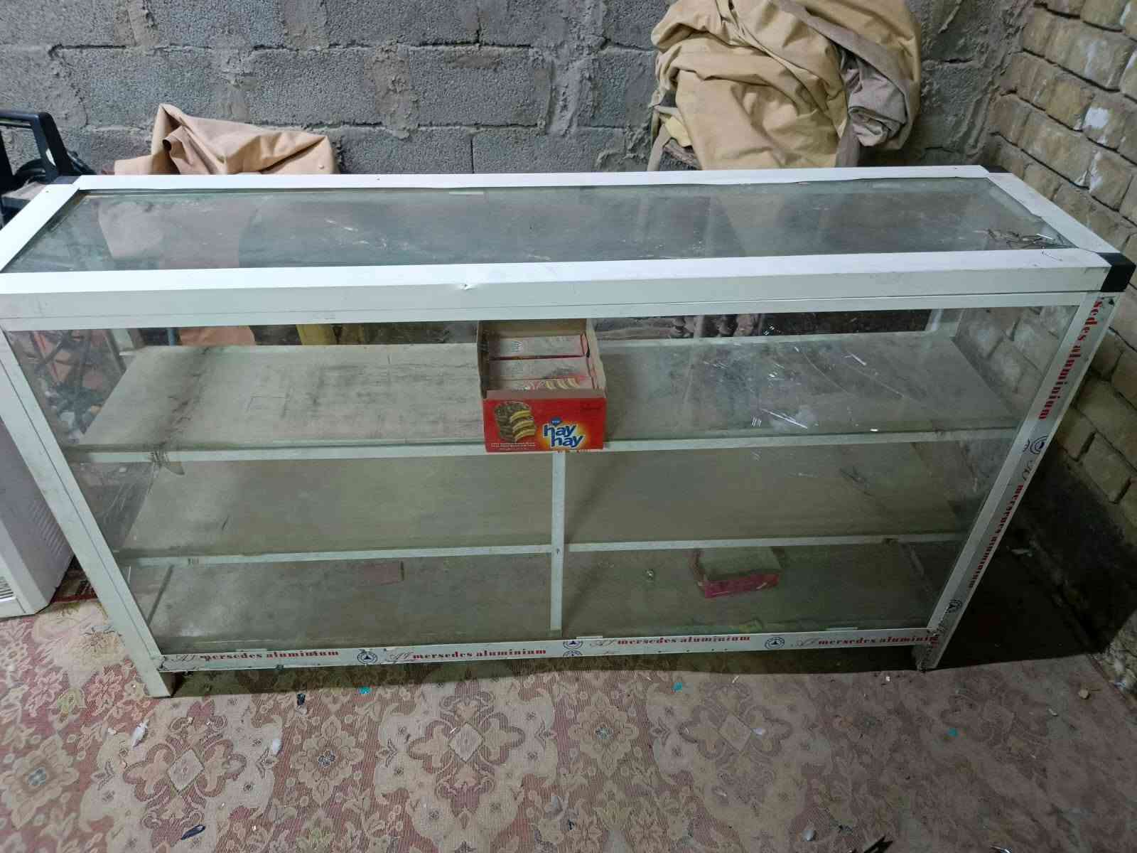 فاترينات مال موبايل جدد العدد ٧ مع فاترينه مال أسواق المكان بغداد نهايه حي أور سبع قصور شارع ابو علي واتساب *********** اتصل واني بخدمتكم
