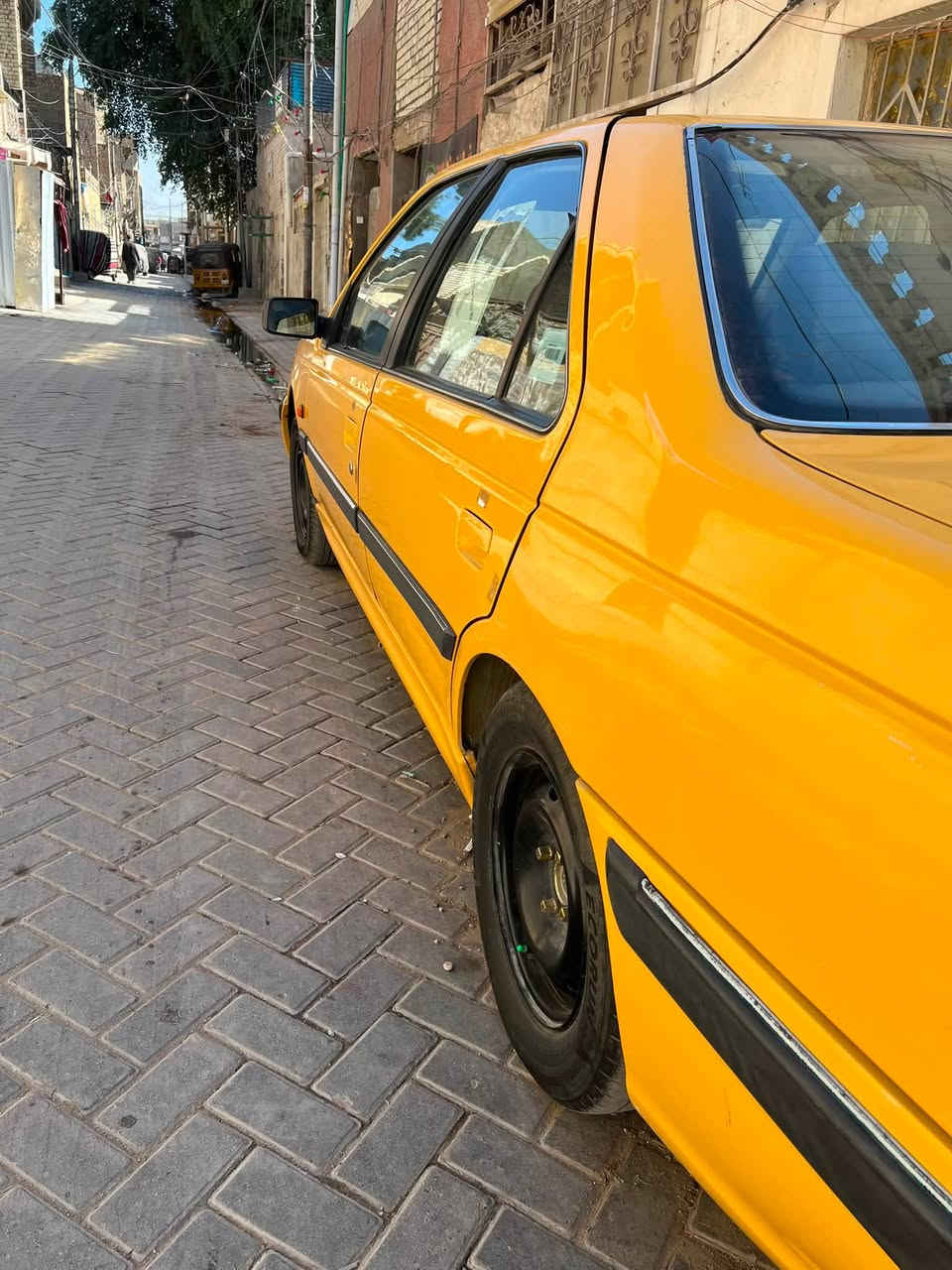 السلام عليكم بيجو بارص موديل ١٥ كير مكينه خير من الله لا تنقيص لا تبخير تبريد شغال رقم بغداد انكليزي مصفر هيئه وغرامات باسمي تحويل ثاني يوم المكان بغداد مدينه الصدر السعر ٤٥ وبيه مجال بسيط حك الجيه الهاتف *********** متواجد واتساب ايضا
