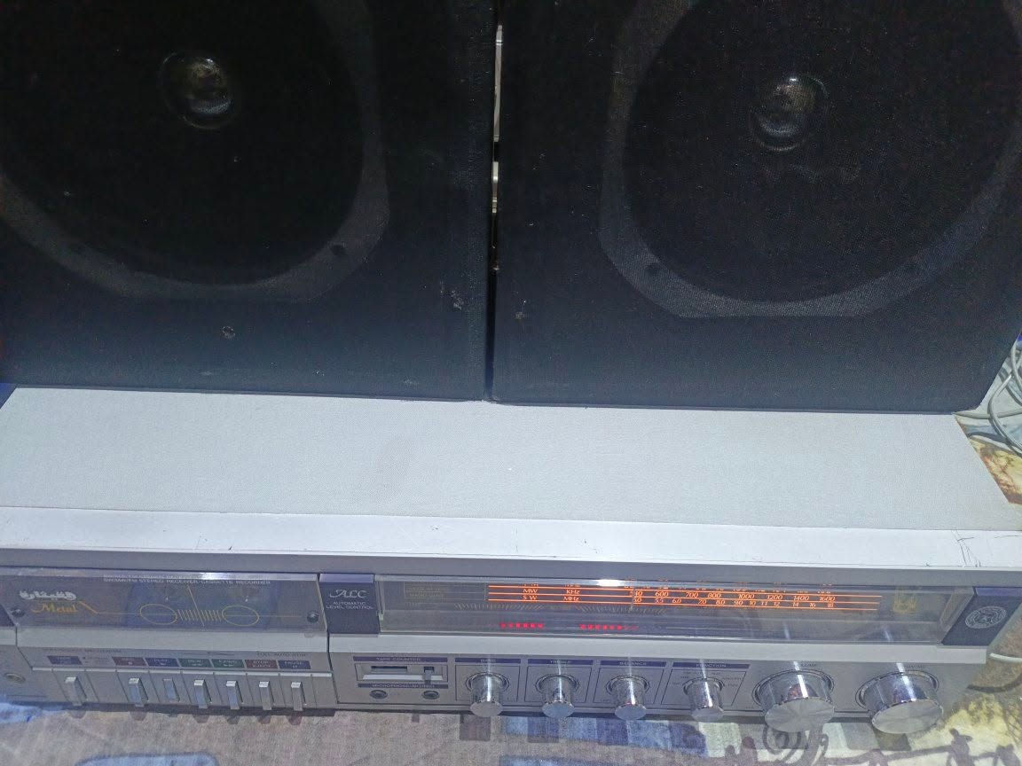 بيع 
مسجل راديو قيثاره 
إنتاج شركة الصناعات الالكترونيه العراقيه جداً نظيف يشتعل وبكفائه ممتازه بدون تصليح نهائيا بلادي على وضع الشركه شرط الفحص والضمان استفسار --***********--
يوجد توصيل لكل المحافظات 
السعر على الخاص
