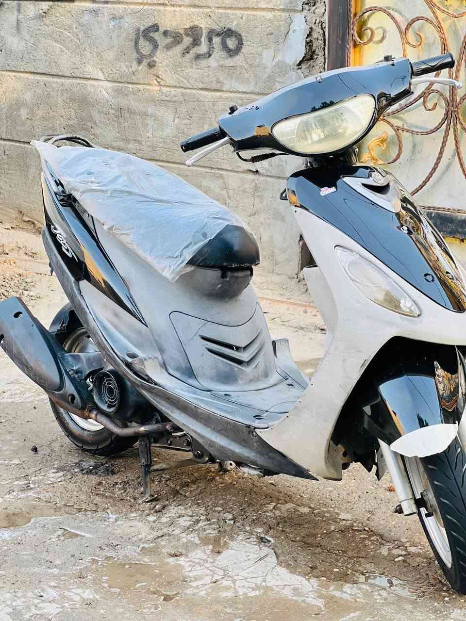 سلام عليكم  للبيع ماكس منغولي بلاد  بلاد 49 مكينه خرسه برغي ممفتوح بيه مكفوله بيه نقوصات بسيطه 
مكاني حله ناحيه النيل 
***********
