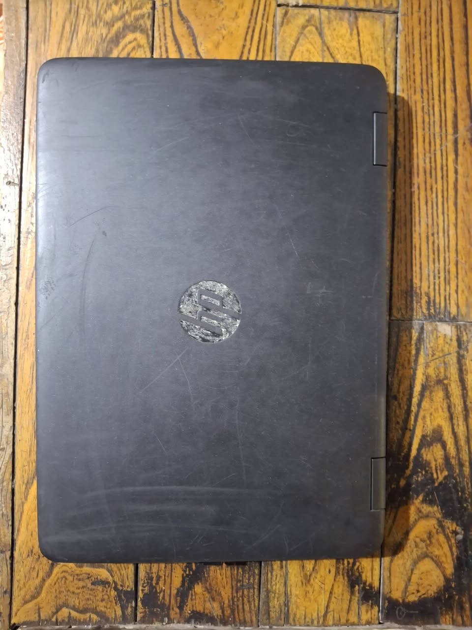 السلام عليكم.
لابتوب hp للبيع. 

Cpu: i5-6200U 2.3GHz - 2.4GHz

Ram: 8GB

Gpu: Intel(R) HD Graphics 520 4GB

Disp: 13" 60Hz. 

Stor: 238 GB

اللابتوب استخدام شخصي للدراسة فقط. 

والشاحن الاصلي موجود ايضا. 

مع اللابتوب شنطة ظهر هدية. 

السعر 200 الف وبيه مجال بسيط للشراي.

للإستفسار التواصل على الرقم:

***********

نص مكتوب في الصور:
- Device name Alien Processor Intel(R) Core(TM) i5-6200U CPU @ 2.30GHz 2.40 GHz Installed RAM 8.00 GB (7.88 GB usable) Device ID C8B99355-3788-40AC-B555-03EB2AA980FB Product ID 00342-50601-43649-AAOEM System type 64-bit operating system, x64-based processor Pen and touch No pen or touch input is available for this display
- Windows specifications Edition Windows 11 Pro Version 21H2 Installed on 4/25/2023 OS build 22000.2538 Experience Windows Feature Experience Pack 1000.22001.1000.0