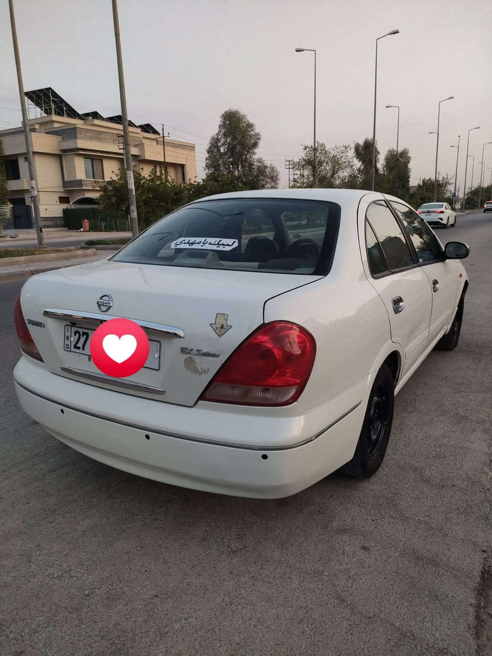 نيسان سني 2008 ياباني اصل للبيع 
محرك مكفول قبق اسود المرغوب
تبريد ثلج 
كير خير من الله 
السيارة بالواقع احلى من الصور
بيها قطعة وحدة صبغ جمالية چاملغ عكس السايق وبيها سونار قديم وجديد 
السعر 90 وبيها مجال للشراي 
مكان السيارة الناصرية مركز
هذا الرقم اتصال وواتساب بي ***********
