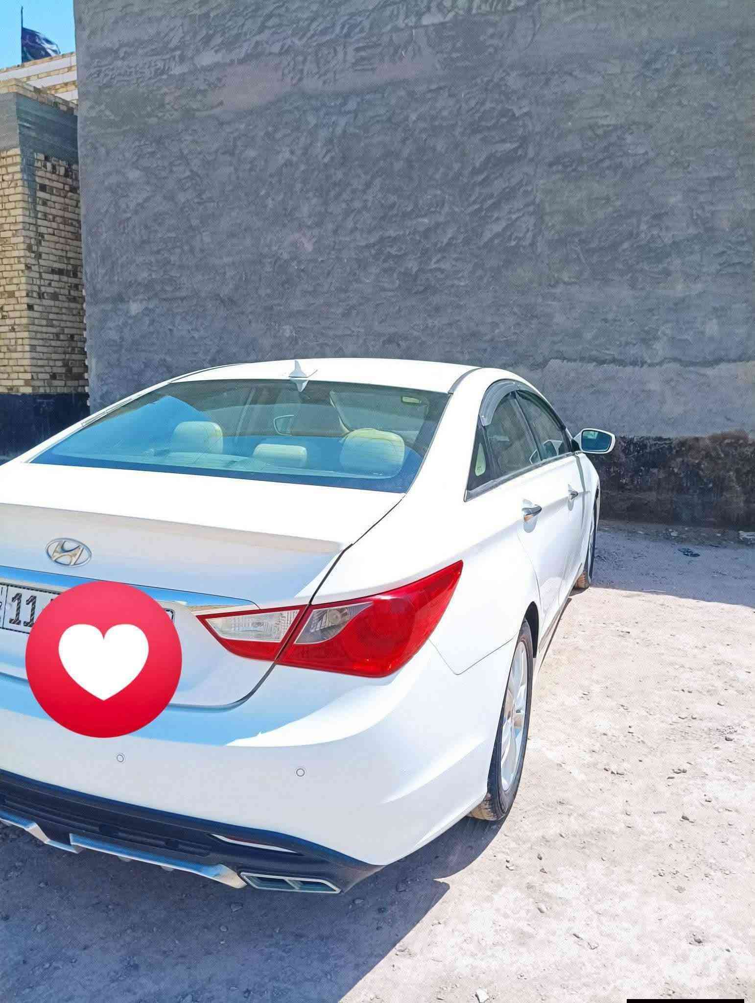 يا الله السلام عليكم سياره سوناتا للبيع موديل 13 وارد امريكي رقم دولي بغداد سنويه مشروع وطني عنوان السياره بابل الحمزه الغربي والله سياره مال جناي والسونار يقرا والاتصال على هذا الرقم***********
