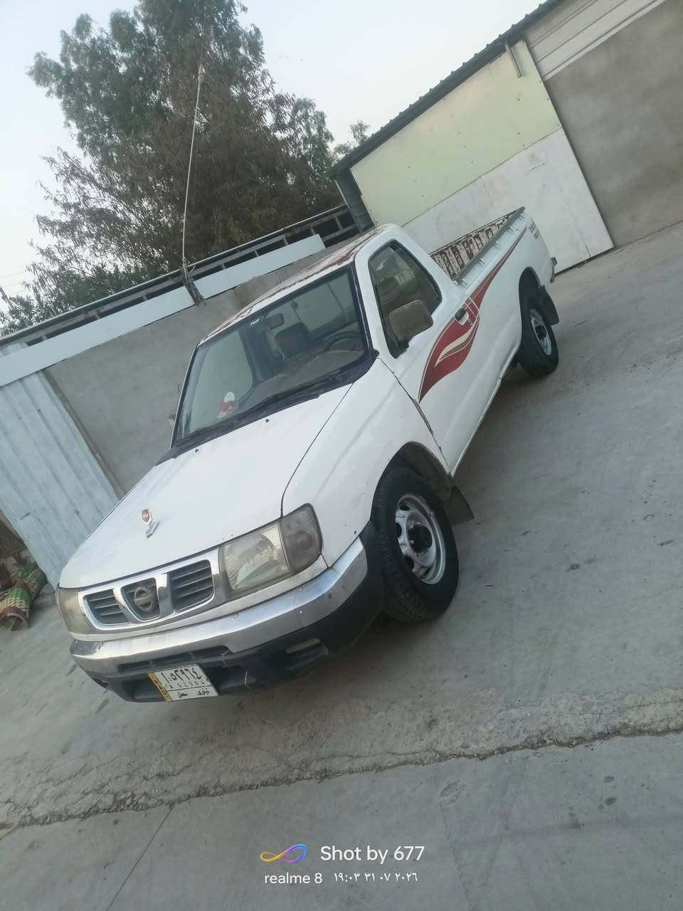 سياره نيسان 2002للبيع شرط التحويل وشرط الوكاله سعر 65بي مجال العنوان  ***********
