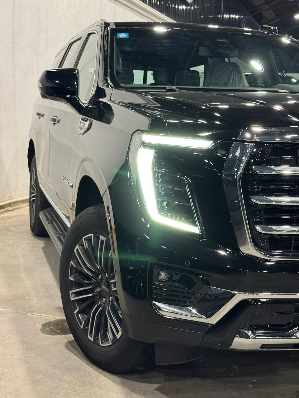 🚘 جمس يوكن Elevation 2025
وكالة المنصور مكفولة من صبغ بارد تبديل تكحيل 

• موديل2025
• فئة Elevation
• محرك V8
• دفع خلفي
• أرضيات غير مستعملة 
. سرفيس كامل بل وكالة مسويلها يعني جاهزة من كلشي
. بدون نكراش ppf جديد 
• بصمات ثنين وبعدها تحت الضمان 
• شاشة وسطية كبيرة 
• نظام صوت boss
•مقاعد جلد + هزاز تنبيه ⚠️ 
سيارة كاملة ومجهزة وترهم مراوس حسب القناعة

📞 للاستفسار: ***********
