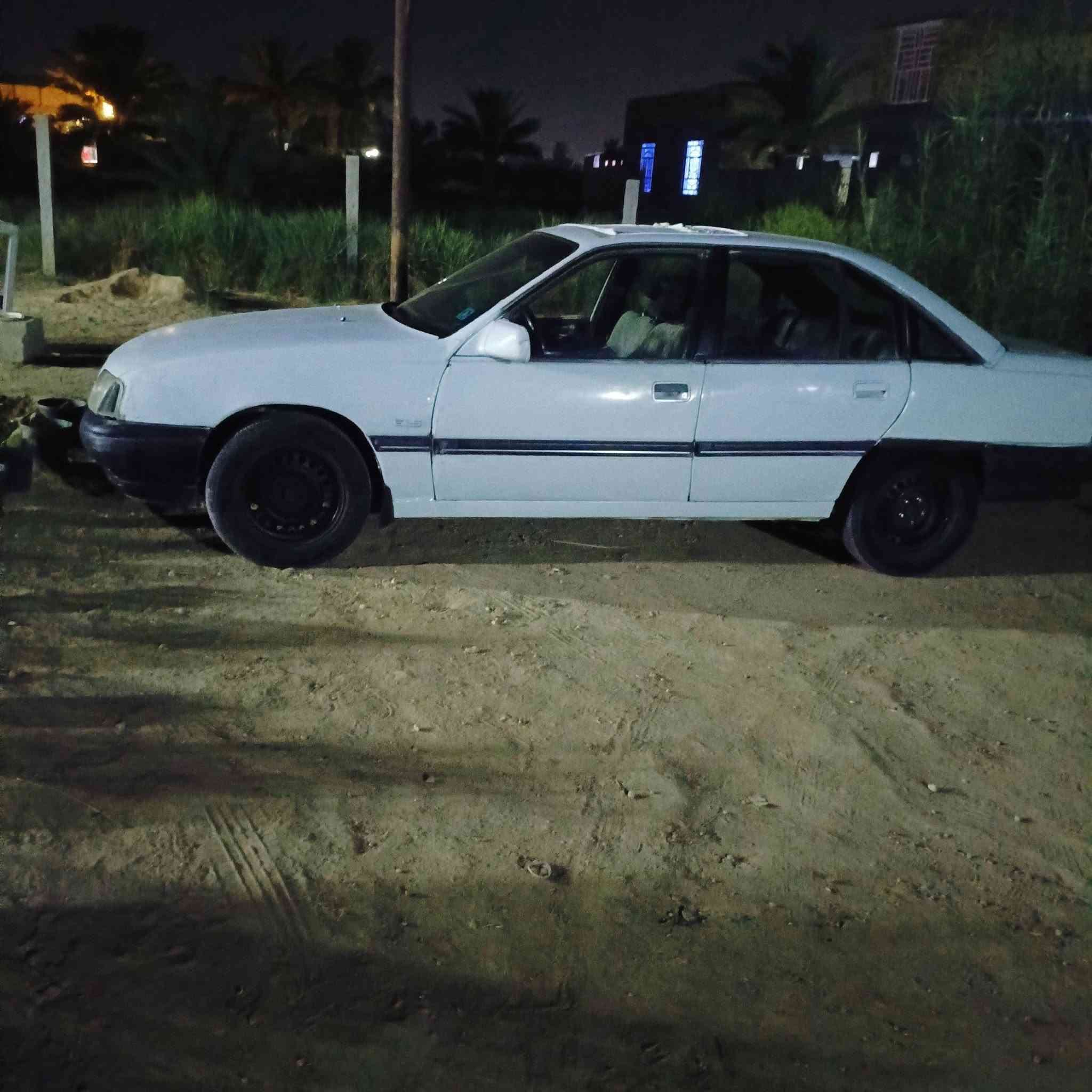 سيارة اوبل اوميكا حجم 20 سنوية جديدة 2031 باسمي تحويل مباشر السيارة حلوة كير ومحرك جيد جدا السعر25 ورقة وبيه مجال مكاني الحلة 
***********
