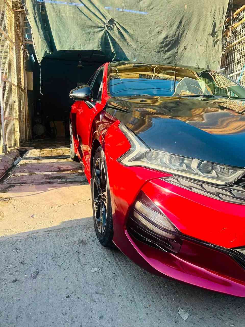 سلام عليكم
جي تي لاين KIA K5  
وارد امريكي فقط البنيد بدون ايرباك بدون لغد بدون شاصي حته الراديترات بلاد
 موديل 2022
مواصفات فووول
ماشيه ١٠٠ ميل
--(بانوراما)
_محرك 1600 تيربو 
_بصمه تشغيل +بصمة ابواب
ــ 4 انضمة قيادة
_ شاشه كبيره
_تشغيل عن بعد
_لايت زينون ٣ عدسات
ــ لد نهاري
_ ترحيب عند الاقتراب
ــ قيادة ذاتية
_تحديد المسار
_النقطه العمياء
_رادار امامي جانبي خلفي
ــ توقف ذاتي
_فول تحكم ستيرن
ــ ستيرن رياضي حرف D
_كامره خلفيه دواره
_ شاشه كبيرة وايضا تدعم GPS
_كشنات جلد GT line
ــ كشن السائق كهربائي
_سايد بريك دكمة
ــ اوتو هولد
_اشاير بلمري الجانبيه
_بانوراما
معوقين باقيله سنه وتصير حره
عنوان السياره بغداد البياع
للاستفسار***********
