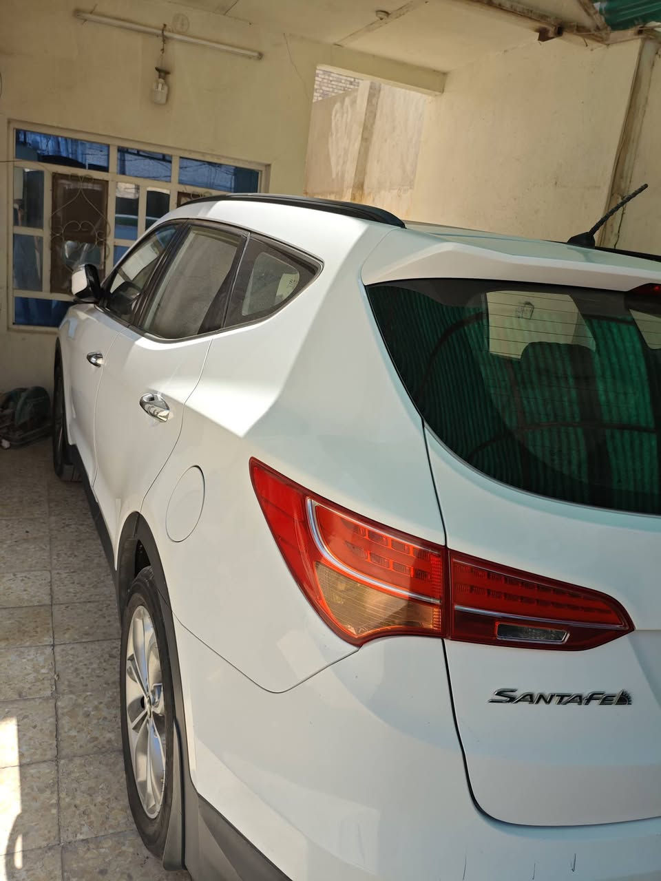 سنتافي ٢٠١٣ الشكل الحديث ( شكل ال١٧) 

 بيها بارد بس الجاملغ و الباقي رصعات و مذكور بالصور السونار مالتها
٧ راكب
وارد خليجي
٦ سلندر
ماشية ١٠٦ الف
رقمها بغداد سنويتها تخلص ٢٠٢٧
بصمة
بانوراما
حداديتها متصلحة كاملة قبل شهر و متجددة تايراتها كلها قبل شهر ايضا
مكاني النجف الاشرف
السعر :- 155 ورقة
التواصل على الواتساب الرقم ***********
