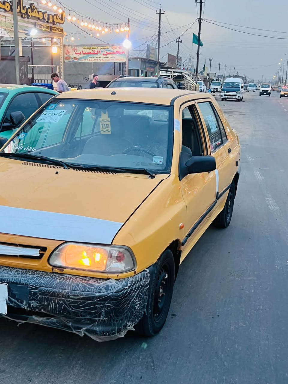 السلام عليكم سايبه ٢٠١٦السياره مكينه وكير خير من الله السياره بيها جاملغ جهت السايق مبدل وباب السكن اثر شغوط مبدل بلادي السياره كامله من كلشي دوشمه شاشه للستفسار *********** مكانها بغداد بسمايه سعرها ٢٩وبيها مجال
