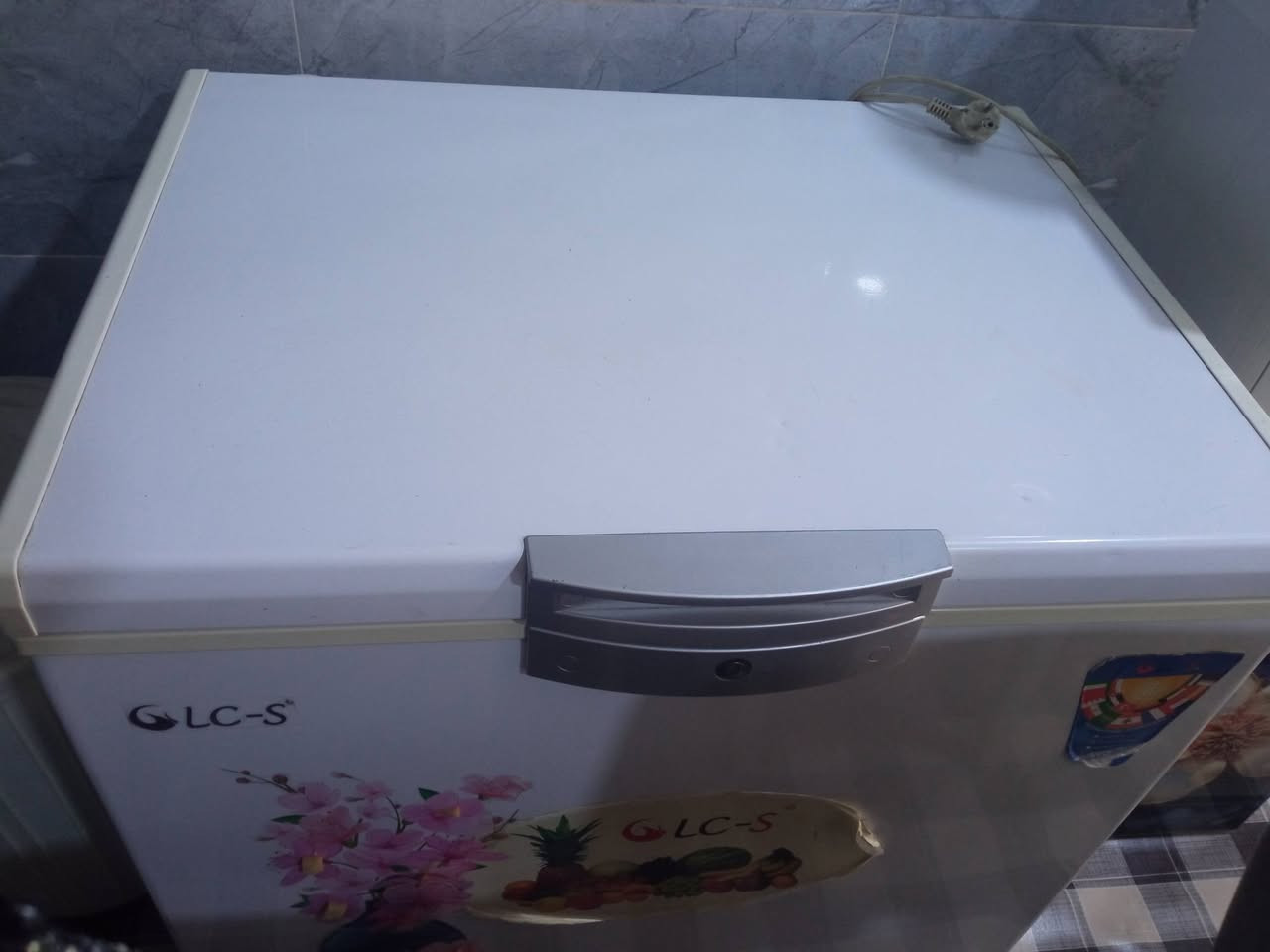 مجمدة • جديدة • عوزها غاز