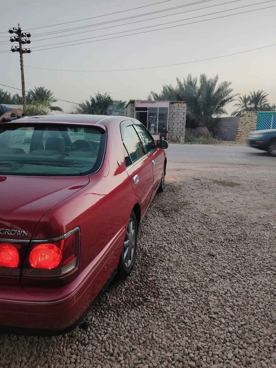 ملكه موديل ٢٠٠٢ بغداد نكليزي بسمي مداور ثاني يوم اصل كرستال محرك فيشه وبطل حداديه جديده خلفي وامامي تخم تاير جاهزه من كلشي 
***********
