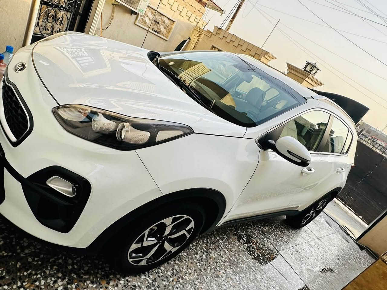 سبورتج خليجي 2019 من شركه عدنه
ممشى السياره 90 الف 

 بأسمي السياره 

محرك 2000 دوش 

السياره جاهزة 100‎%‎

كامره 

مري شفط 

حساسات امامي خلفي 

ويل كب ١٨  

برده جنطه 

قطعتين تبريد 

شاشه اعطال 

ستيرن تحكم جهتين 

كشافات اماميه
 

السعر ١٧٦ للستفسار واتساب ***********
