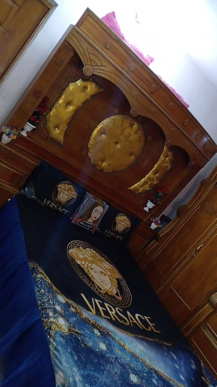 سلام عليكم للبيع  غرفه لسعر مليون وبيها مجال//***********
