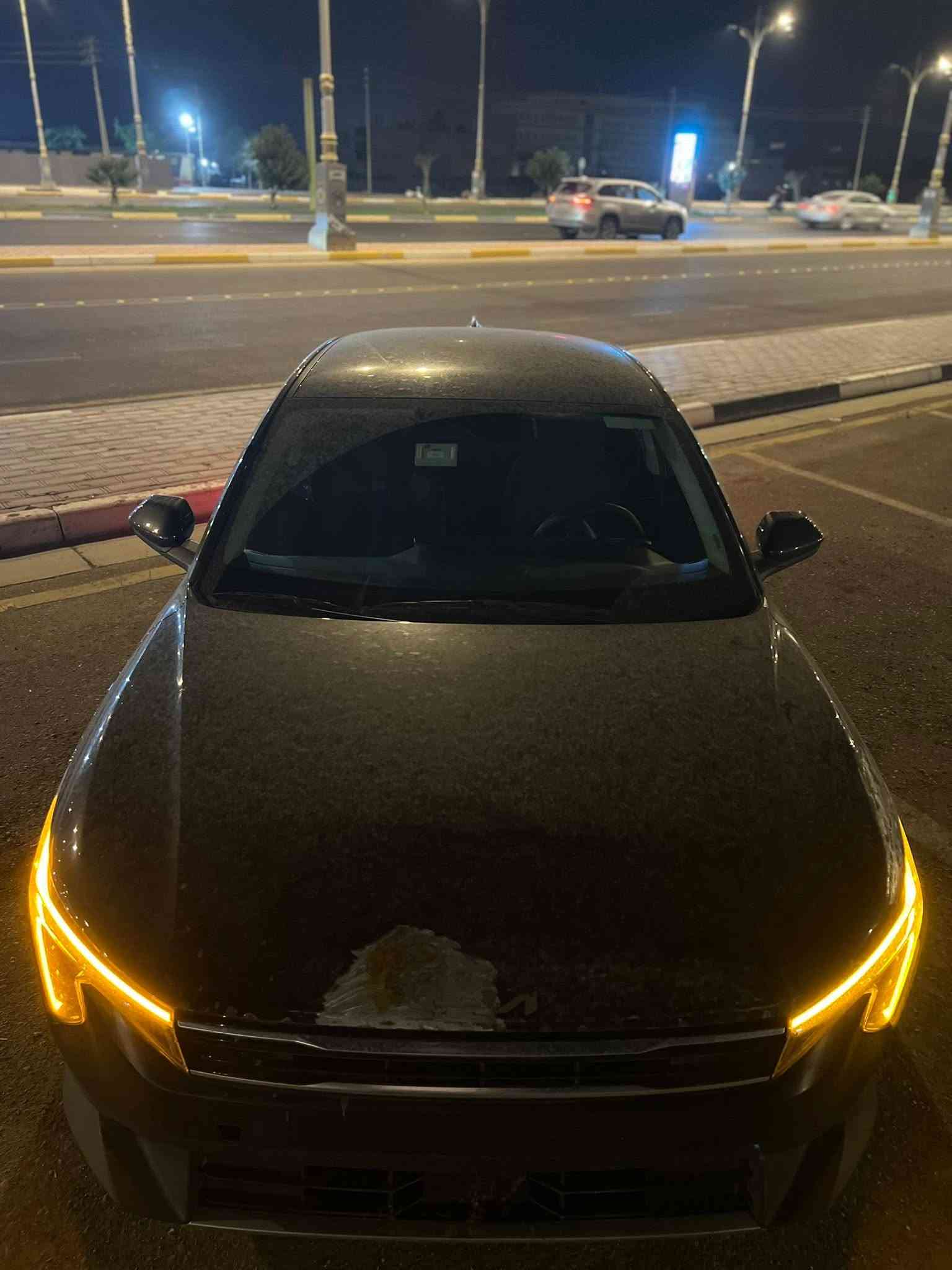 السلام عليكم 
كيا كي فور K4 2025 نص فول رقم شهداء 
بصمة 
شاشة كبيرة 
نقطة عمياء 
رادرات امامي وخلفي 
محرك 2000 دوش 
بدون شواصي بدون ايرباك بدون اي داخل 
حادثها كدامكم خفيف جدا تبديل فقط الجاملغ 
والبنيد معدلي 
والجاملغ الخلفي اشتغلتة pdr 
نقصها فقط صبغ دعامية والجاملغ فقط 
سعرها 150 وبيها مجال 
مكانها كربلاء المقدسة 
*********** واتساب فقط 
*********** اتصال على الخط فقط

نص مكتوب في الصور:
- العودة عالية الدقة 1/14
- العودة عالية الدقة 5 / 14
- العودة عالية الدقة 3 / 14