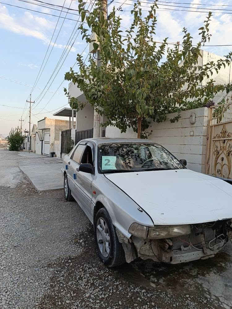 سەرەتا بەناوی خوای گەورە
خوای گەورە هەموو لایەک بپارێزێ انشااللە
گڵاند ١٩٩١ مەکینە ٦٣گێڕ حادی 
ئاڕم پلاستیک سەنەوی وەکالە حامە ئەولیات بەشەرت
موسو بڕاوە بەشەرت
گێڕو مەکینە بەشەرت بێ موشکیلە
کلاج حەینە فلاون سێتی کامل ٤ڕۆژە بەستراوا
ئەم سوکە دەحمەمم پێکردوە من ئاوا ئەیفرۆشم
سڵاید ٤جام کارەبای
تەنانەت دەحامیەکەشی نەشکاوە
گێڕو مەکینەی نەگرتوە بێ موشکیلەیە تەنها چەمەلاسەیاقی گرتوە
نرخی ١٧گەڵاو کەمێک مەجالی برایانە
***********
*********** رانية, السليمانية
