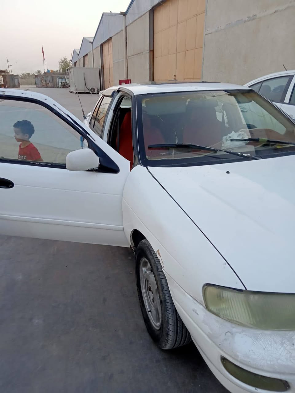 سلام سياره سيفيا موديل 96 محرك وكيرعادي خير من الله السعر 32وبيهه مجال المكان جسر ديالى قريه عشره ***********
