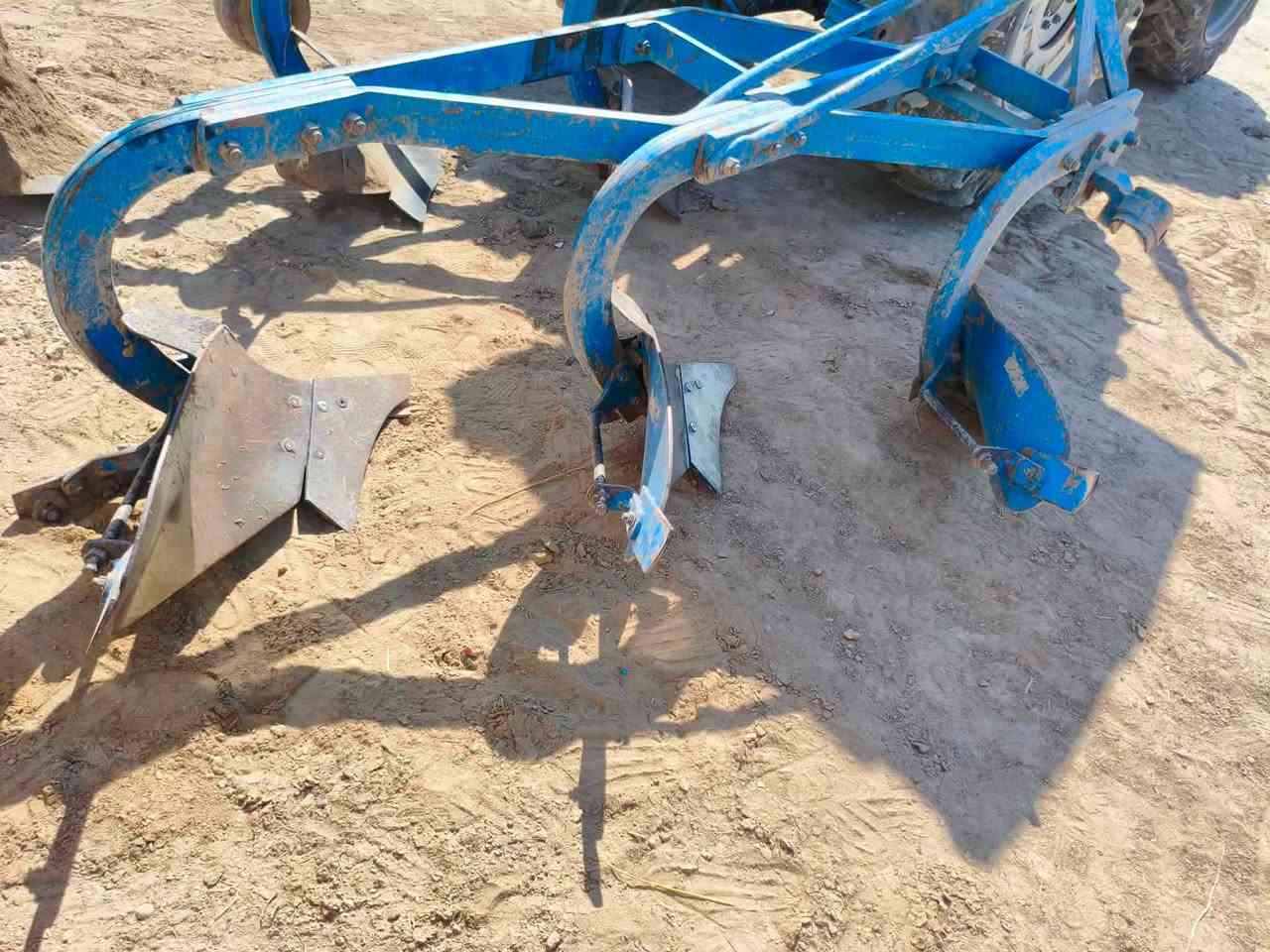 سلام عليكم فدان تركي البير حجم ١٦ مكفول سجج جدد العنوان بابل ***********
