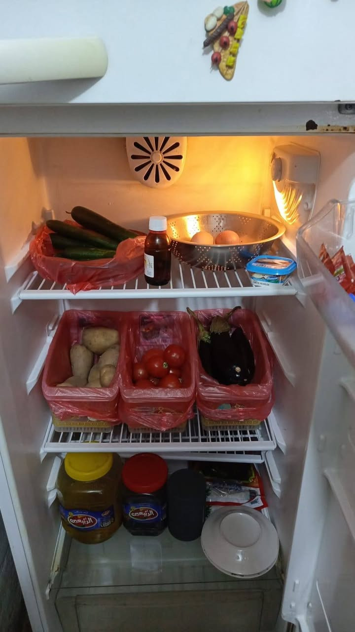 أغراض للبيع كلمن وسعره نضيفات مال بيت لسعر واتساب ***********
