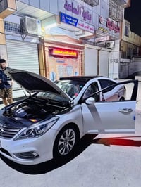 ازيرا ٢٠١٢خليجي موصفات فول  بنوراما   تحكمات كشن  كشن كهرباء   تدفئ كش...