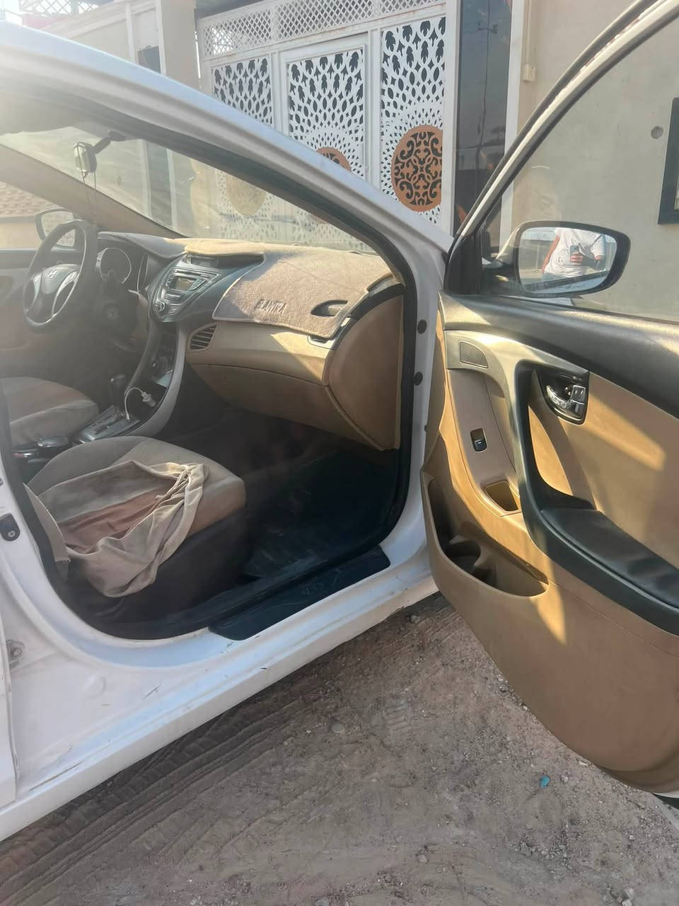 سلام عليكم
النترا ٢٠١٣ خليجي سياره جديدة كير مكينه مكفولات جدد بيها جاملغ خلفي تعديل 
والباقي كفاله ماعده الكشر الي موضح بالصور  السعر ٦٢ وبيها مجال العنوان البصرة الزبير ***********
